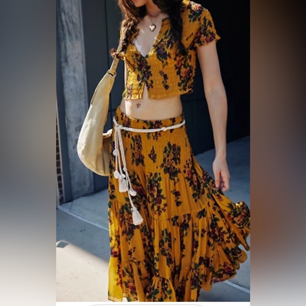 Free People NWT Sold Out Blooming Romance Set size L